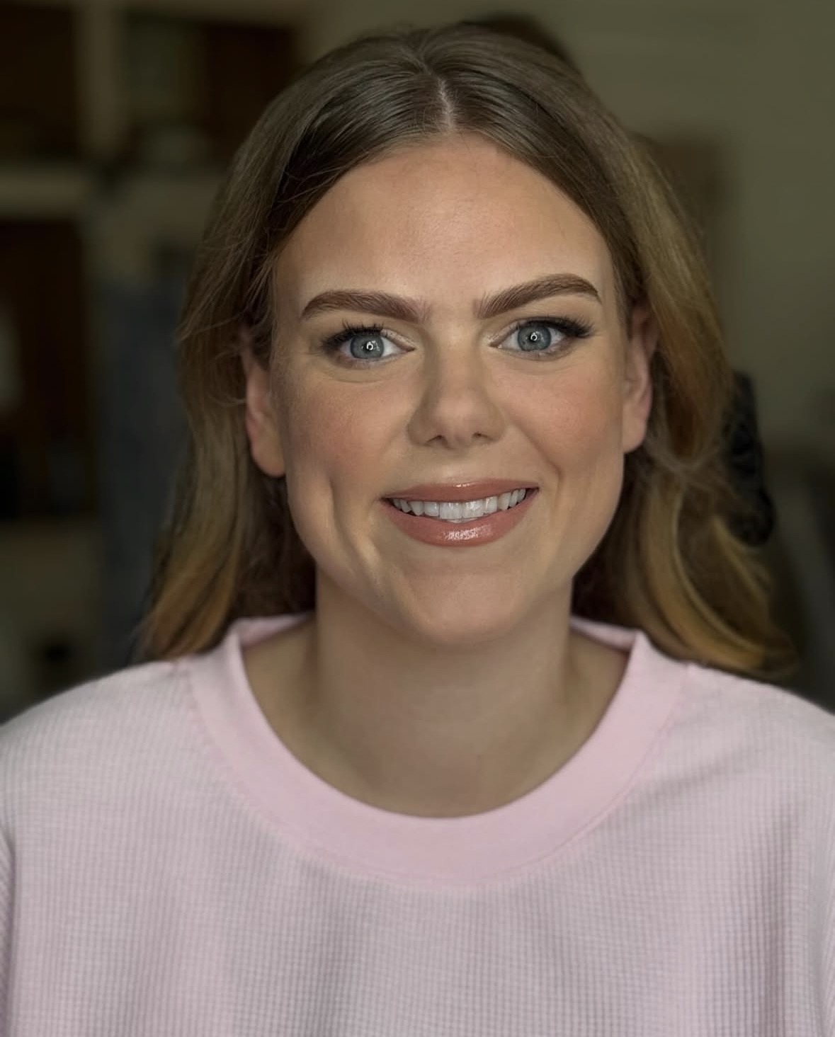 Soft natural bridal makeup with rosy lip